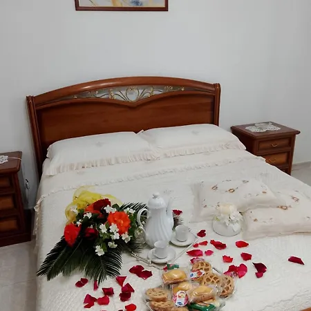 לינה וארוחת בוקר Le Ninfee